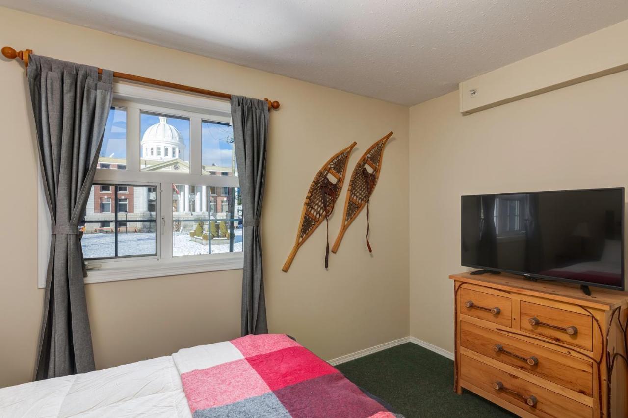Courthouse Inn Revelstoke Bagian luar foto